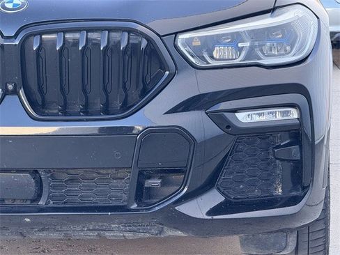 Used 2020 BMW X6 M50i w/ Executive Package image 9