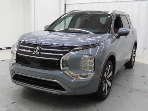 New 2026 Mitsubishi Outlander SEL FWD image 7
