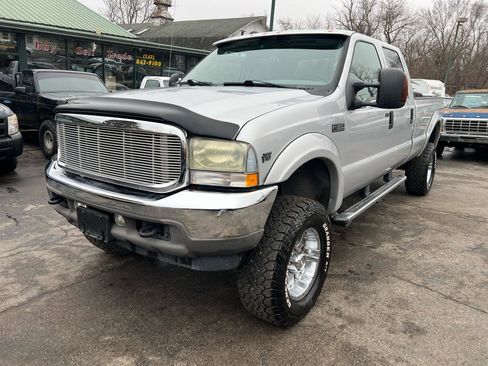 Used 2004 Ford F350 Lariat image 2