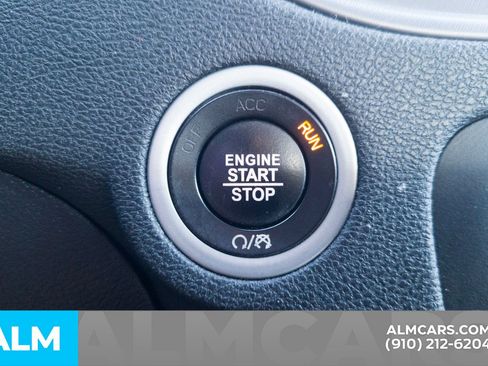 Used 2023 Dodge Charger SXT image 27