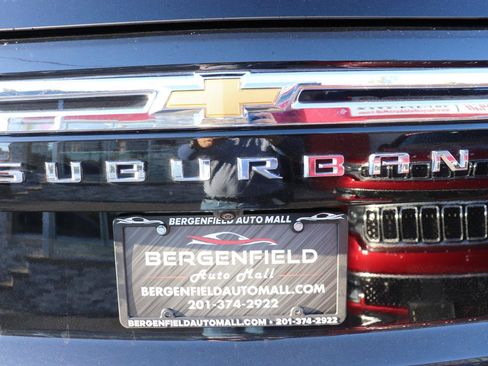 Used 2023 Chevrolet Suburban LT AWD/4WD image 62