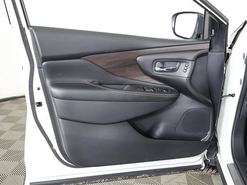 Used 2023 Nissan Murano Platinum w/ Cargo Package image 27