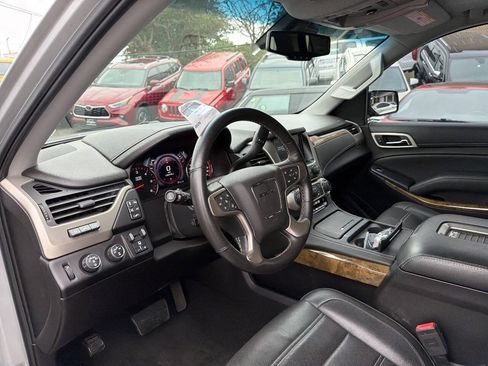 Used 2016 GMC Yukon Denali w/ Open Road Package AWD/4WD image 5
