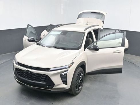 New 2026 Chevrolet Trax ACTIV w/ Driver Confidence Package FWD image 48