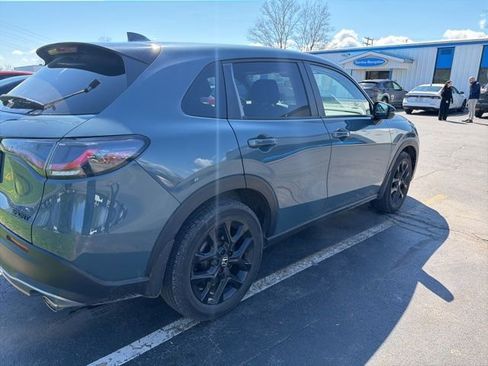 Used 2024 Honda HR-V Sport image 4