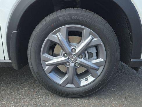 New 2026 Honda HR-V LX image 5