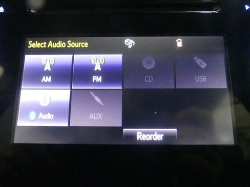 Used 2019 Toyota Corolla LE FWD image 38