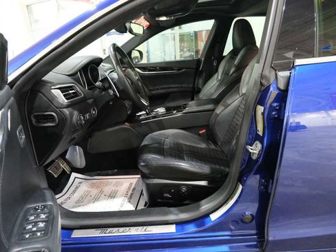 Used 2019 Maserati Ghibli S GranSport image 17