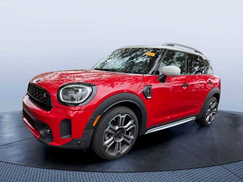 Certified 2024 MINI Cooper Countryman S FWD image 2