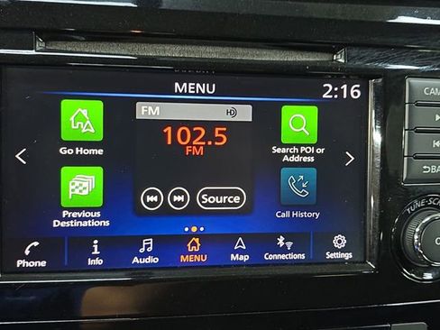 Used 2018 Nissan Rogue SV w/ Premium Package image 22