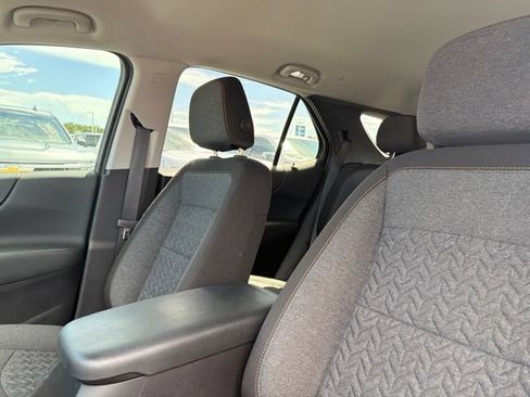 Used 2024 Chevrolet Equinox LT FWD image 9