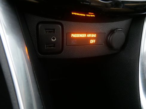 Used 2020 Chevrolet Trax Premier image 30