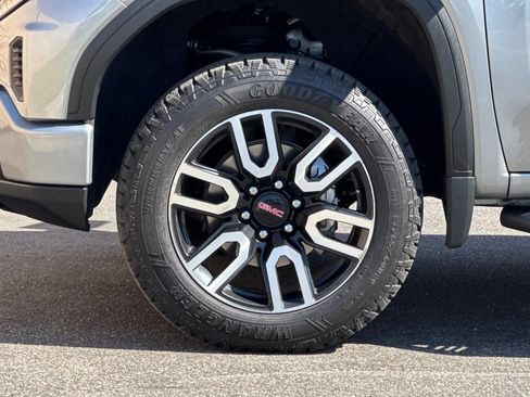 Certified 2023 GMC Sierra 1500 AT4 w/ AT4 Premium Package AWD/4WD image 26