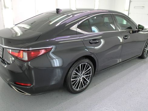 Used 2022 Lexus ES 350 Premium image 10