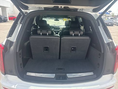 Used 2020 Cadillac XT6 Premium Luxury FWD image 30