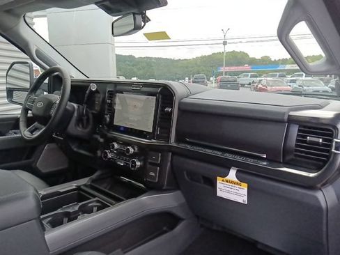 New 2026 Ford F250 Lariat w/ Lariat Ultimate Package AWD/4WD image 36