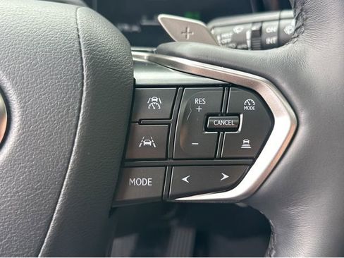 Certified 2025 Lexus RX 350h w/ Convenience Package image 35