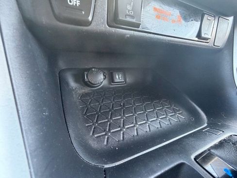 Used 2019 Toyota RAV4 XLE w/ Convenience Package AWD/4WD image 27