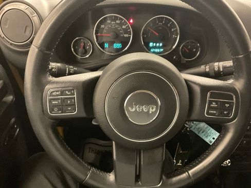Used 2015 Jeep Wrangler Unlimited Sport w/ Quick Order Package 24S AWD/4WD image 16