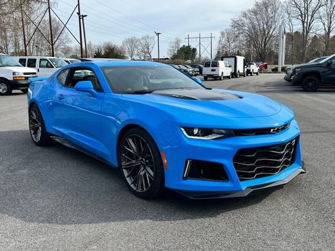 Used 2023 Chevrolet Camaro ZL1 image 5