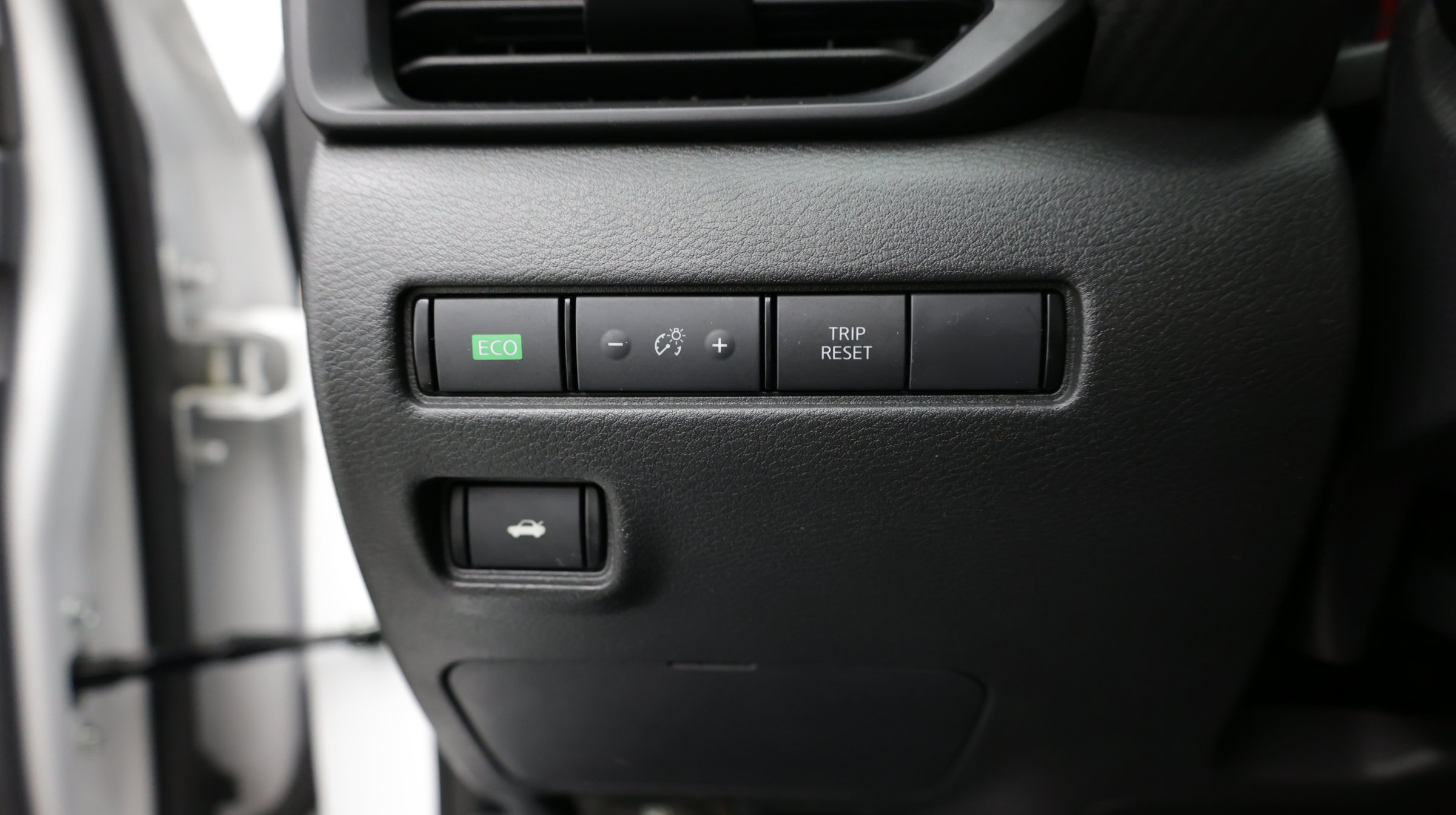 Used 2024 Nissan Sentra S FWD image 16