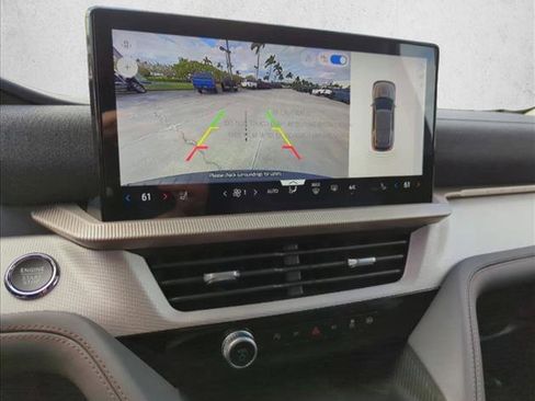 New 2026 Ford Explorer Active w/ Active Comfort Package image 14