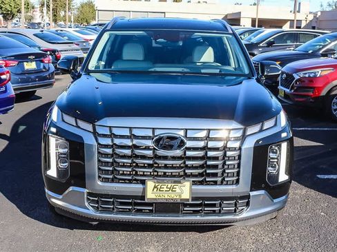 Used 2023 Hyundai Palisade Calligraphy w/ Cargo Package image 2