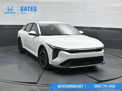 Used 2025 Kia K4 EX FWD image 4