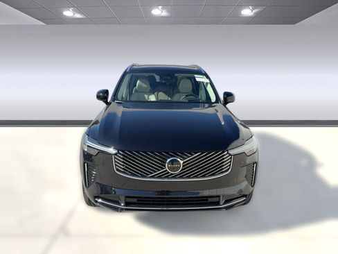 New 2026 Volvo XC90 B6 Ultra w/ Protection Package image 5