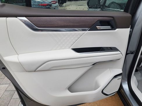 New 2026 GMC Acadia Denali w/ Super Cruise Package AWD/4WD image 46