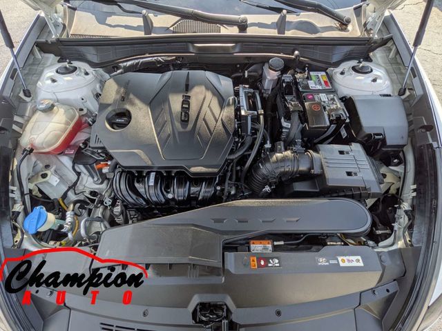 Used 2023 Hyundai Sonata SE FWD image 15