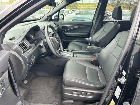 Used 2023 Honda Passport EX-L image 21