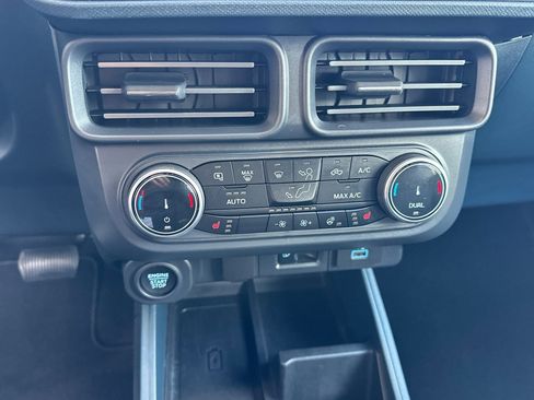 Certified 2024 Ford Maverick Lariat w/ Black Appearance Package image 23