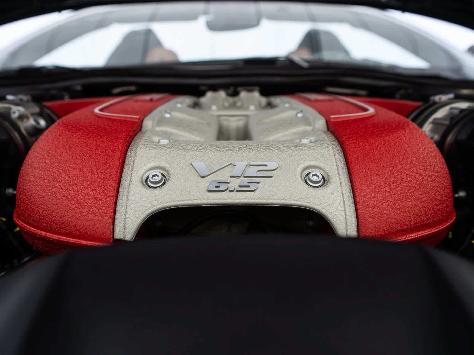 Used 2022 Ferrari 812 GTS RWD image 35