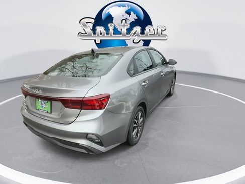 Used 2024 Kia Forte LXS image 9