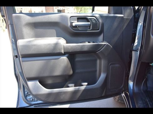 Used 2020 Chevrolet Silverado 1500 Custom Trail Boss image 17