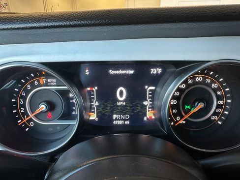 Certified 2021 Jeep Wrangler Unlimited Islander image 31