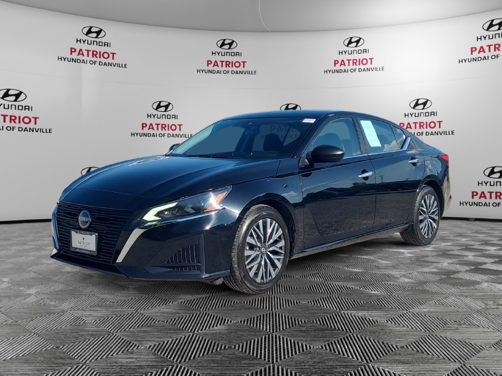Used 2024 Nissan Altima 2.5 SV FWD image 7