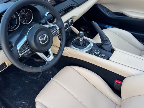 New 2026 MAZDA MX-5 Miata RF Grand Touring RWD image 11