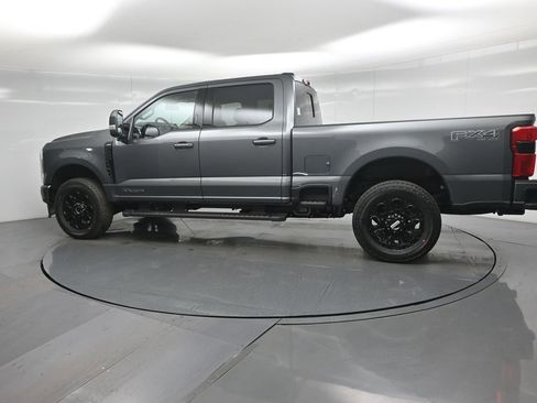 New 2026 Ford F250 Lariat w/ Black Appearance Package image 6