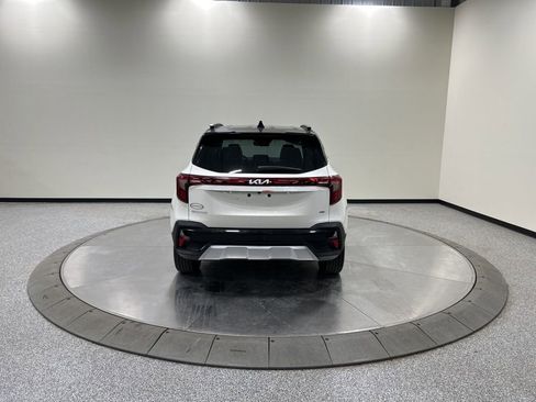 New 2026 Kia Seltos S AWD/4WD image 7