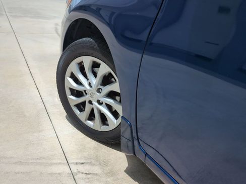 Used 2019 Nissan Sentra SV FWD image 10