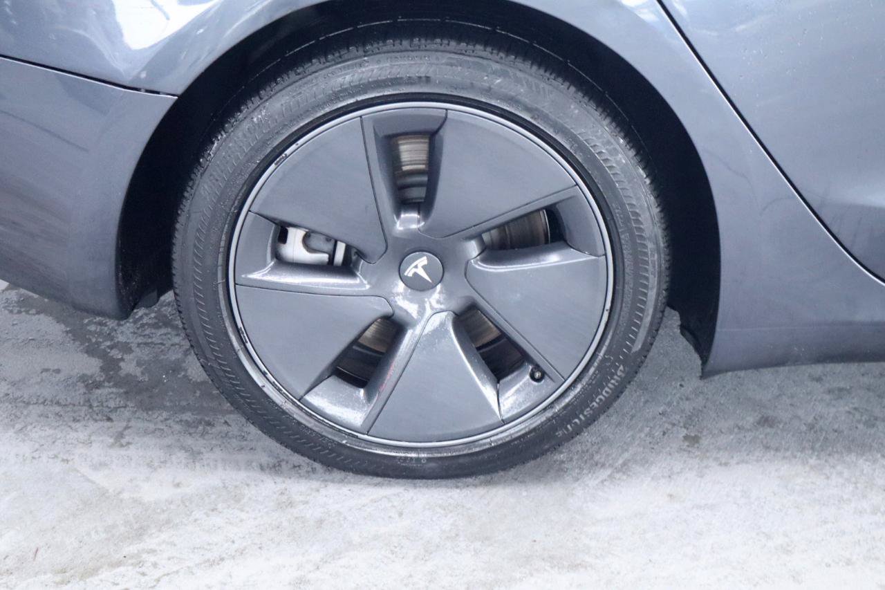 Used 2023 Tesla Model 3 Standard Range RWD image 5