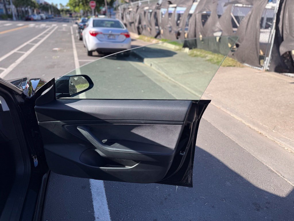 Used 2021 Tesla Model 3 Standard Range Plus RWD image 10