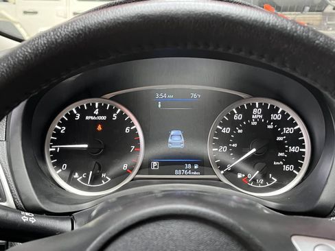 Used 2019 Nissan Sentra SV FWD image 13