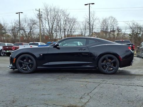 Used 2017 Chevrolet Camaro SS w/ LPO, Ground Effects Package RWD image 6