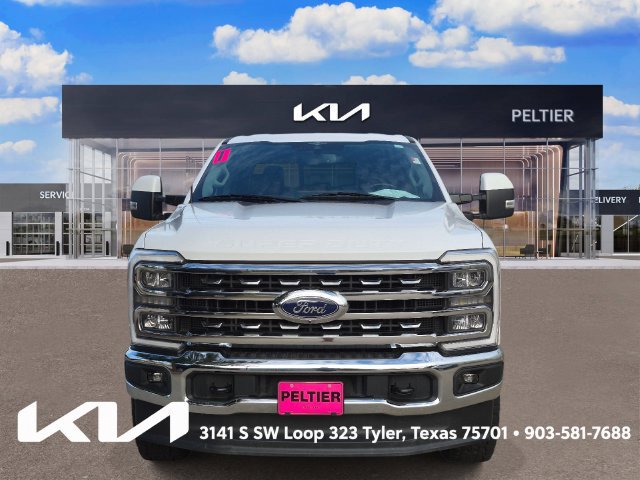 Used 2023 Ford F250 Lariat w/ FX4 Off-Road Package AWD/4WD image 2