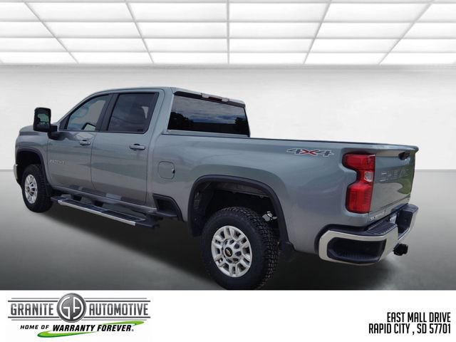 Used 2025 Chevrolet Silverado 2500 LT w/ Convenience Package AWD/4WD image 4