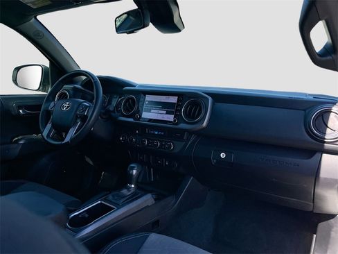 Used 2023 Toyota Tacoma TRD Off-Road image 26