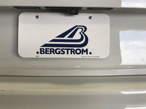Used 2019 Volkswagen Tiguan SEL w/ 3rd Row Seat Package AWD/4WD image 22